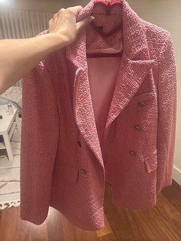 Pembe ceket