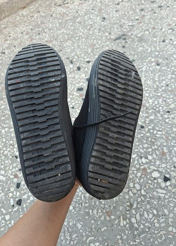 Siyah Kürklü Kadın bot - Görsel 4