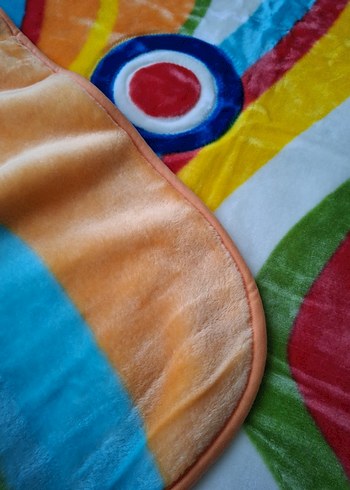 Renkli Baskılı Turuncu Vizon Battaniye 200x240 cm - Görsel 4