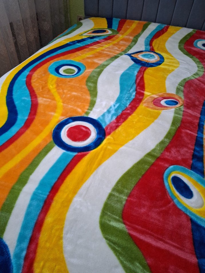 Renkli Baskılı Turuncu Vizon Battaniye 200x240 cm - Görsel 3