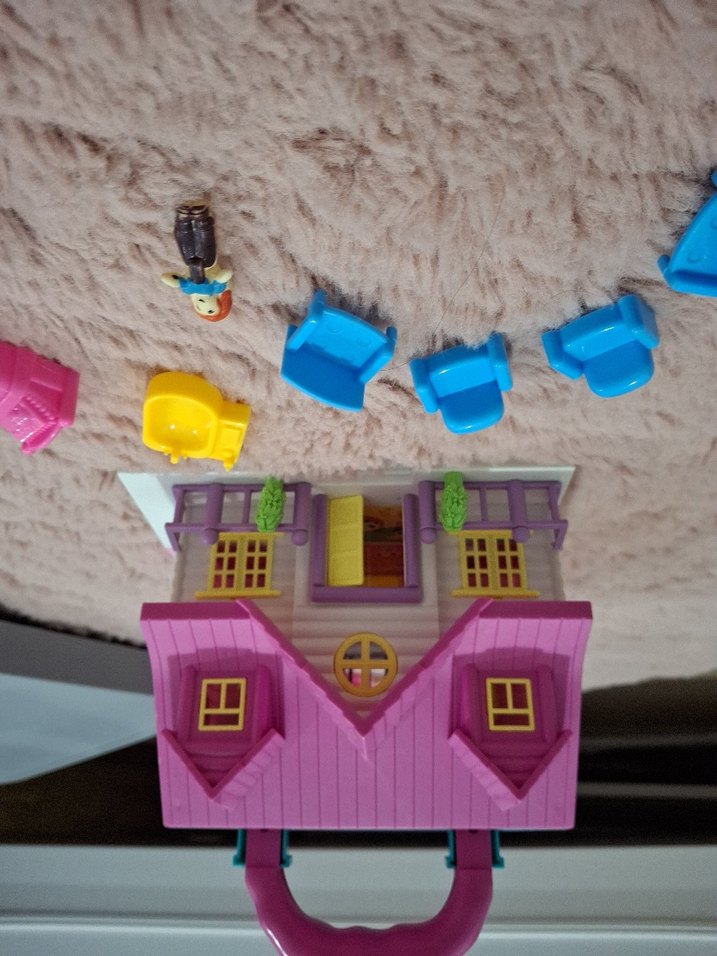 Pastel Renkli Taşınabilir Oyuncak Ev - Görsel 4