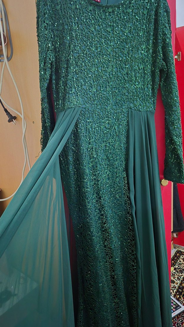 Yeşil İşlemeli Uzun Kollu Abiye Elbise - Görsel 2