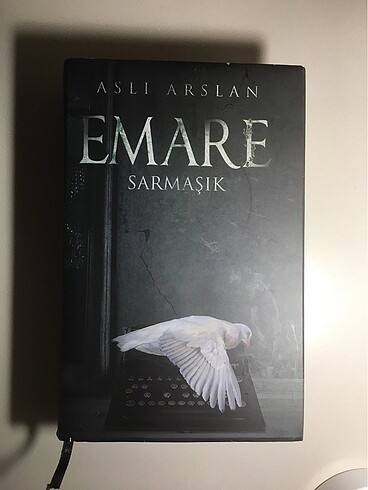 Emara serisinin ilk kitabi Sarmaşık