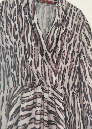 Kadın V Yaka Zebra Desenli Uzun Elbise - Görsel 7