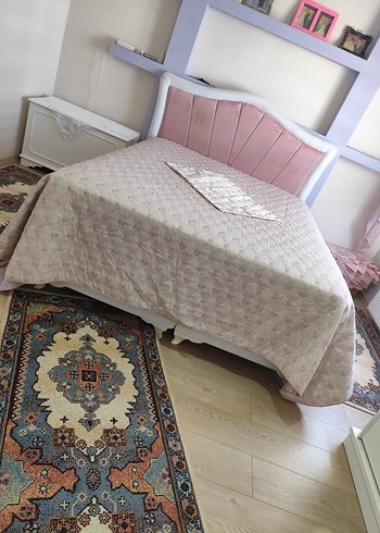 Nakışlı putra pembesiYatak Örtüsü - Görsel 7