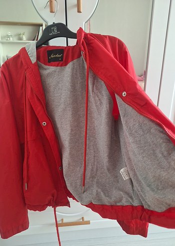 Gri İç Astarlı Kırmızı Fermuarlı Kadın Ceket - Görsel 2
