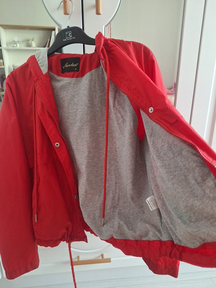 Gri İç Astarlı Kırmızı Fermuarlı Kadın Ceket - Görsel 2