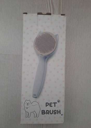 Yeşil ve Beyaz Kedi Tüyü Fırçası - Görsel 4