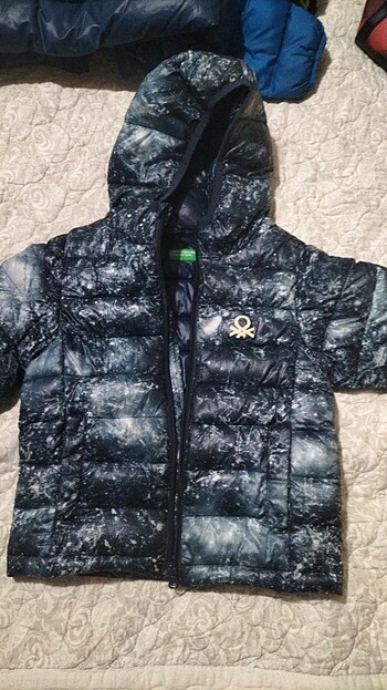Benetton Mevsimlik Mont