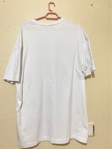 Oversize beyaz t-shirt