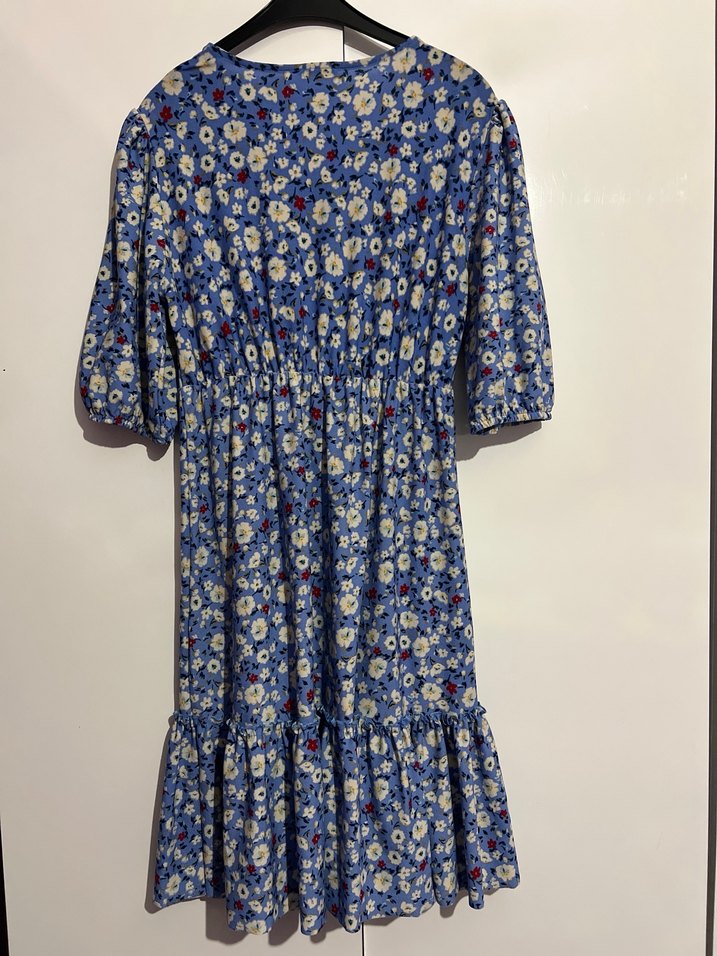 Çiçekli Midi Elbise - Görsel 3