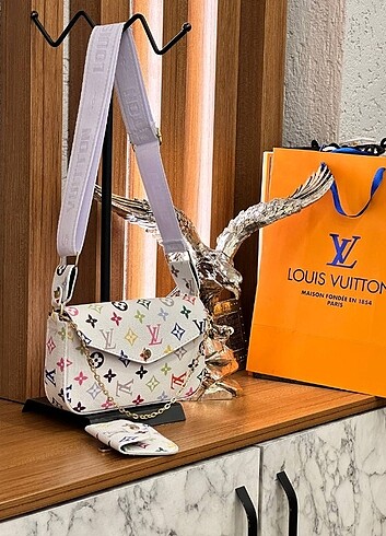 Louis Vuitton Kadın çanta