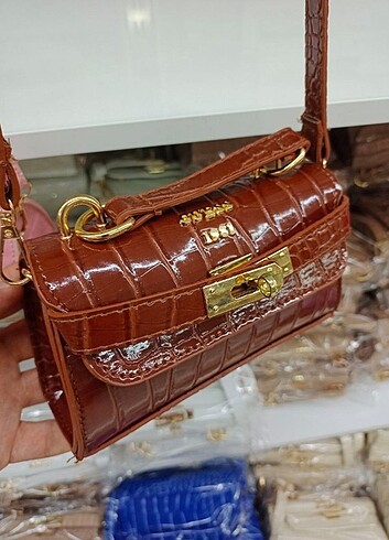 Guess Guess Çapraz Çanta