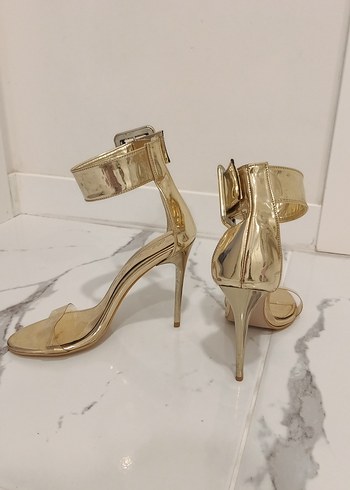 Altın Renkli Cam Stiletto Topuklu Kadın Ayakkabı - Görsel 4