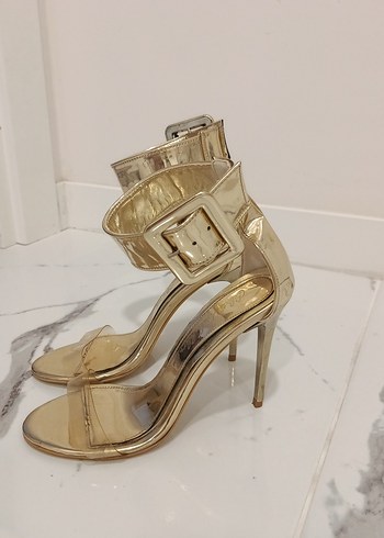 Altın Renkli Cam Stiletto Topuklu Kadın Ayakkabı - Görsel 3