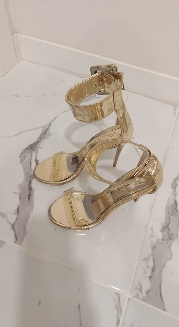 Altın Renkli Cam Stiletto Topuklu Kadın Ayakkabı - Görsel 5