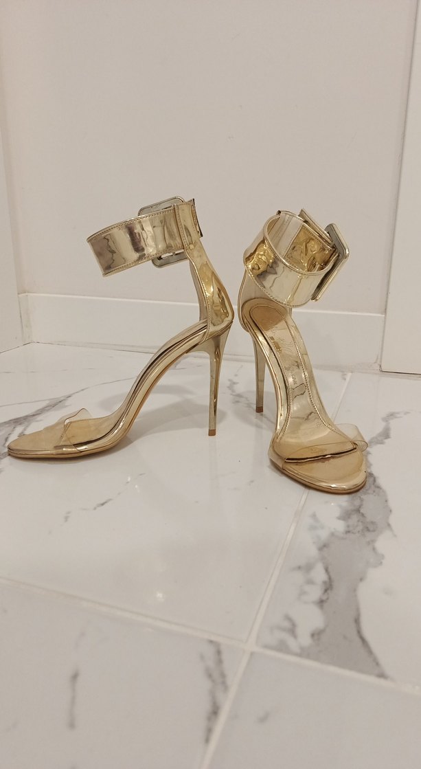 Altın Renkli Cam Stiletto Topuklu Kadın Ayakkabı - Görsel 2