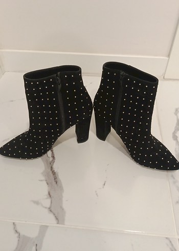 Siyah İncili Süet Topuklu Bot - Görsel 3