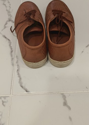 Kahverengi orjinal Deri Bağcıklı Sokak Stili Ayakkabı - Görsel 3