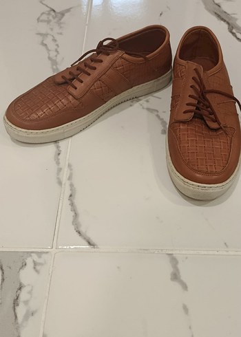 Kahverengi orjinal Deri Bağcıklı Sokak Stili Ayakkabı - Görsel 4