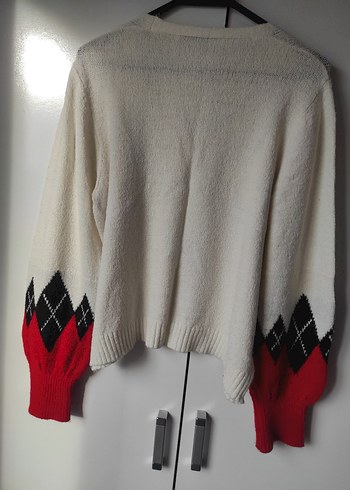 Uzun Kollu V Yaka Renkli Kollu Kadın Kazak - Görsel 2