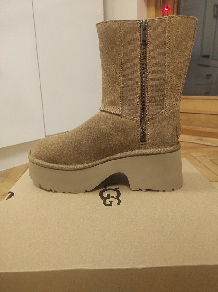 Ugg Classic Twin Seam New Heights Model Bej süet Bot - Görsel 2
