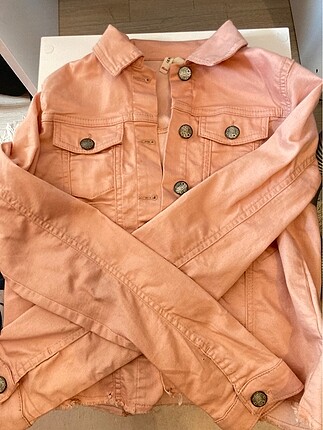 Pembe ceket
