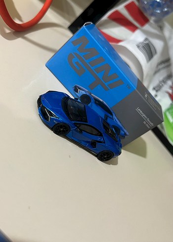 Minigt lamborghini revuelto mavi