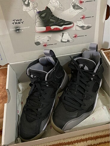 Jordan Jumpman Two Trey