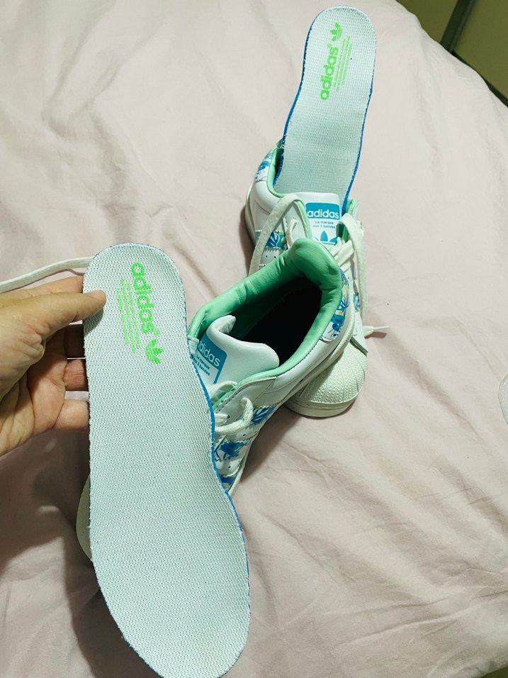 Beyaz Bağcıklı Adidas Kadın Spor Ayakkabı - Görsel 2