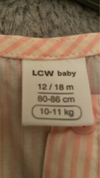 LC Waikiki Gömlek ve kot şort