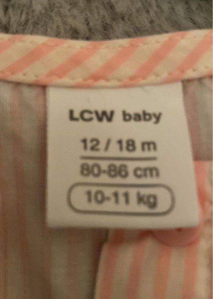 Gömlek ve kot şort - Görsel 2