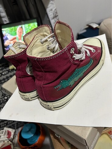 Converse Converse