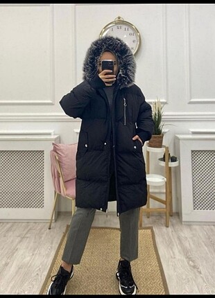 zara Mont