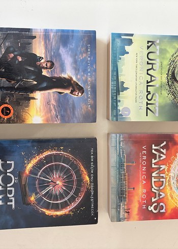 Beden Veronica Roth Kitap Seti - Dört Roman
