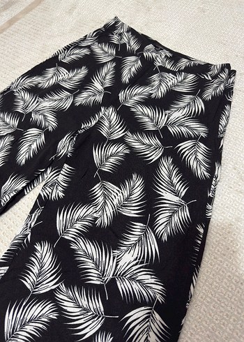 Kadın Siyah Baskılı Bol Kesim Pantolon - Görsel 3