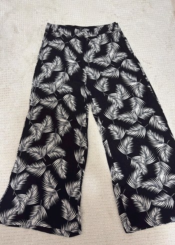 Kadın Siyah Baskılı Bol Kesim Pantolon - Görsel 2