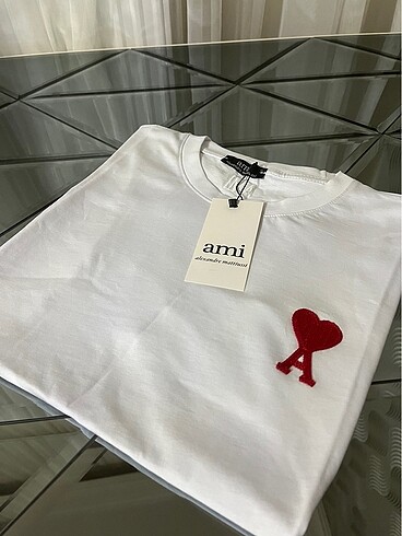 l Beden beyaz Renk AmiParis tshirt