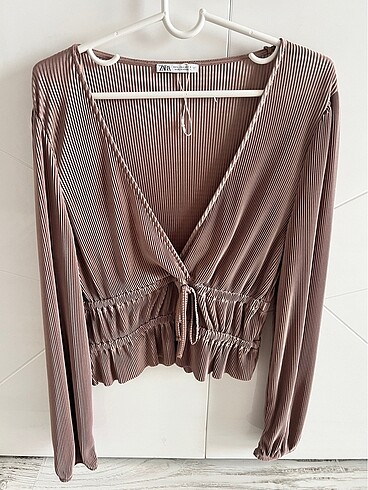 Zara bluz yepyeni