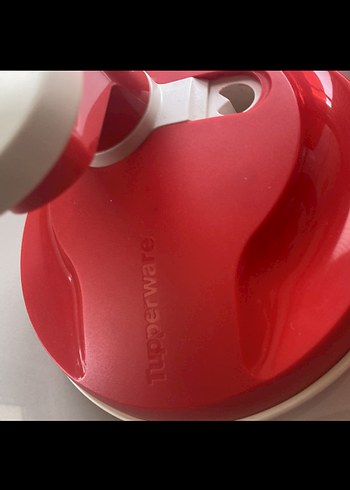 Tupperware Kırmızı Plastik Mutfak Doğrayıcı