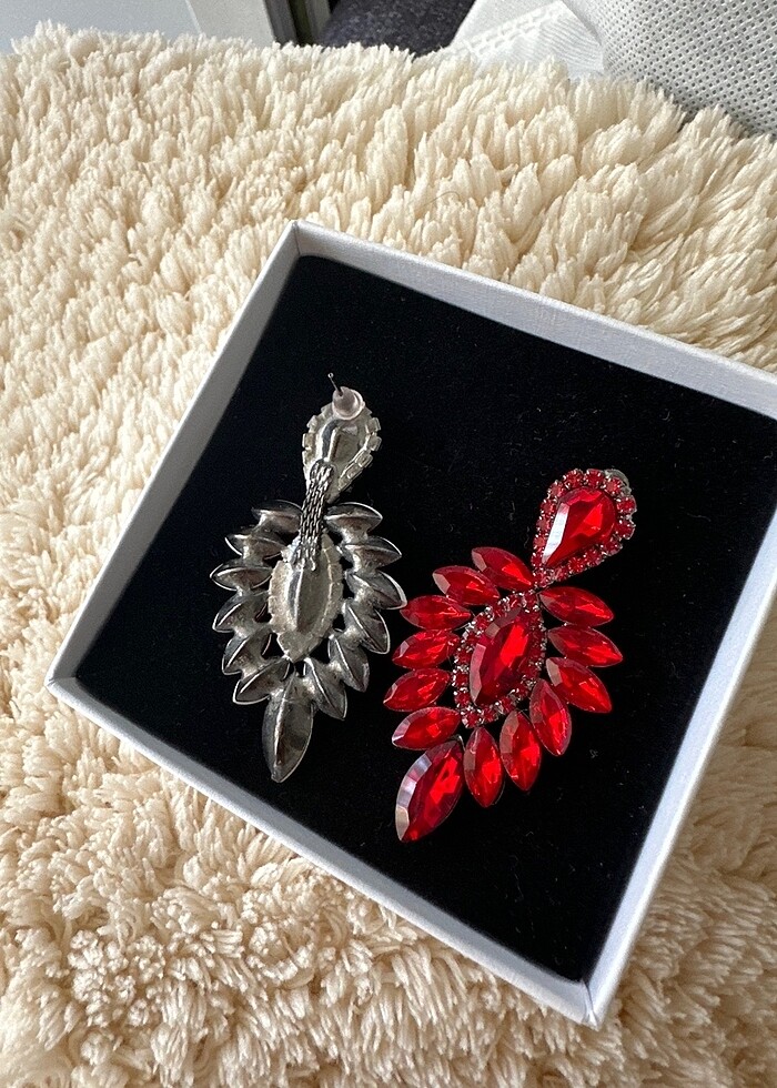 Kırmızı küpe - Görsel 2