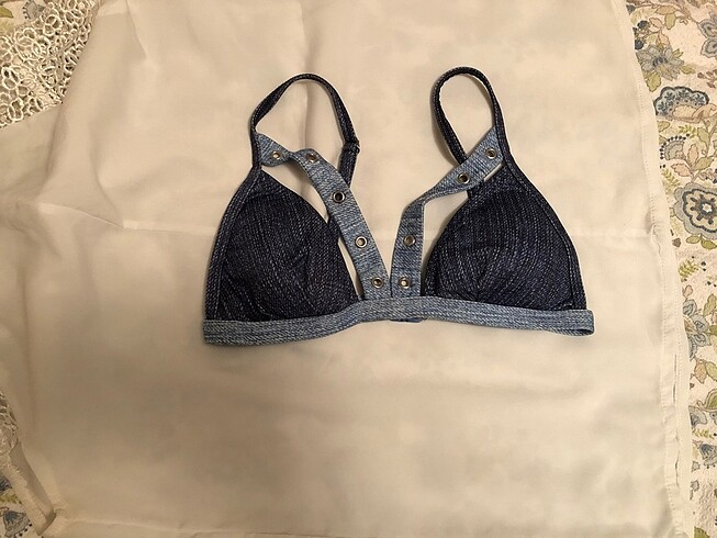Bikini üst