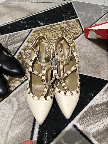 39 Beden Valentino marka 38-39 numara