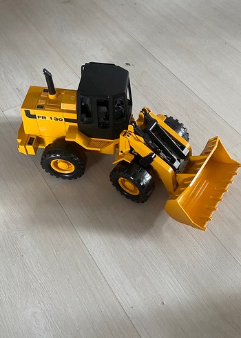 Beden Sarı Renkli Oyuncak Kepçe