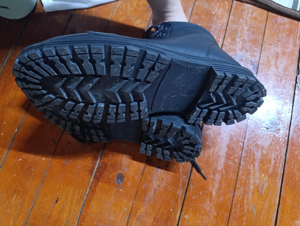 siyah erkek bot 42 no - Görsel 3