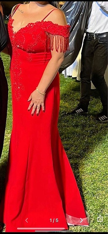 Kırmızı abiye