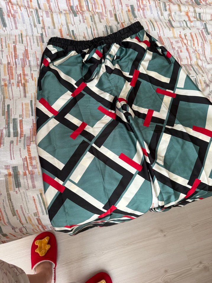 Zara Çok Renkli Desenli Saten pantolon - Görsel 3