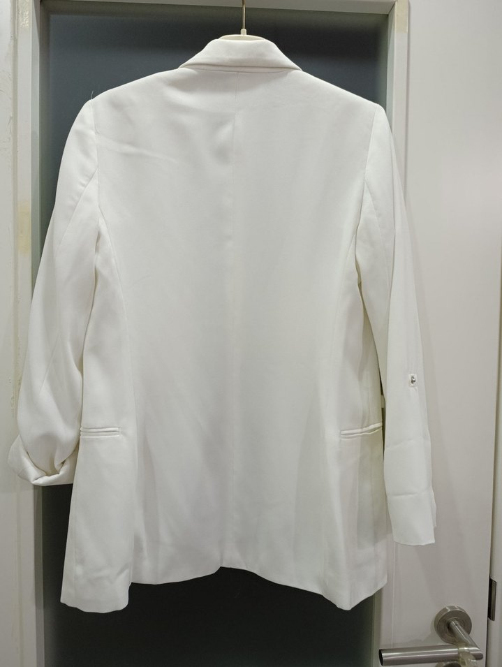 Düğmesiz Beyaz  Kadın Blazer Ceket - Görsel 3