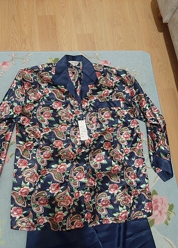 xl Beden Saten pijama takımı