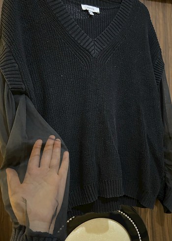 Siyah V Yaka Örgü Kadın Kazak - Görsel 4